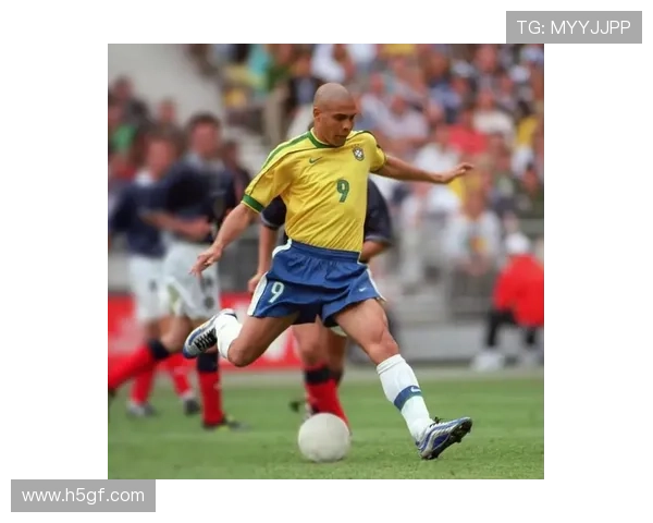 与女生畅聊足球明星的魅力与故事,分享你心中的偶像与热爱 与女生畅聊足球明星的魅力与故事,分享你心中的偶像与热爱