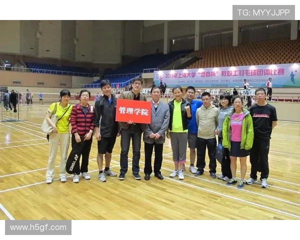 深圳羽毛球队与南京羽毛球队赛后复盘分析个人能力对比与表现总结