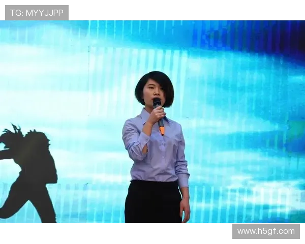 成都羽毛球队杯赛征程回顾与突破之路的精彩瞬间 成都羽毛球队杯赛征程回顾与突破之路的精彩瞬间